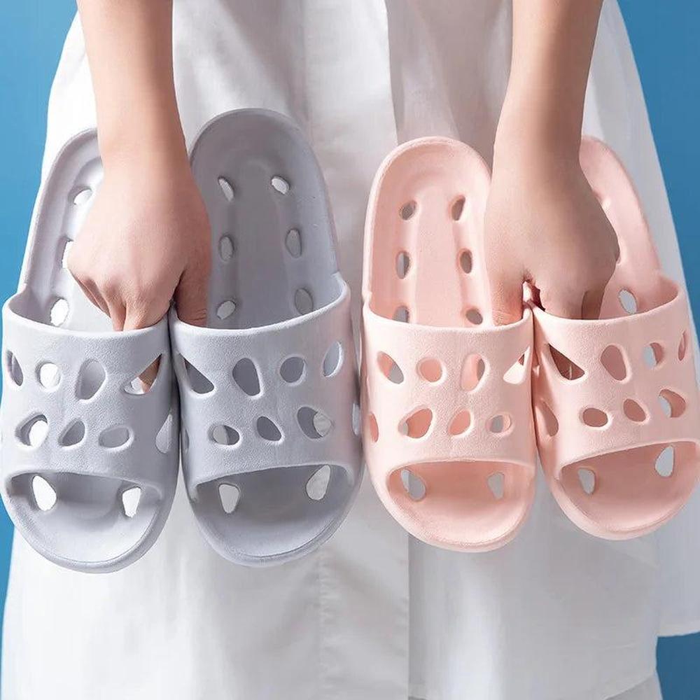 Breathable Anti-Slip Shower Slippers for Indoor and Outdoor Use