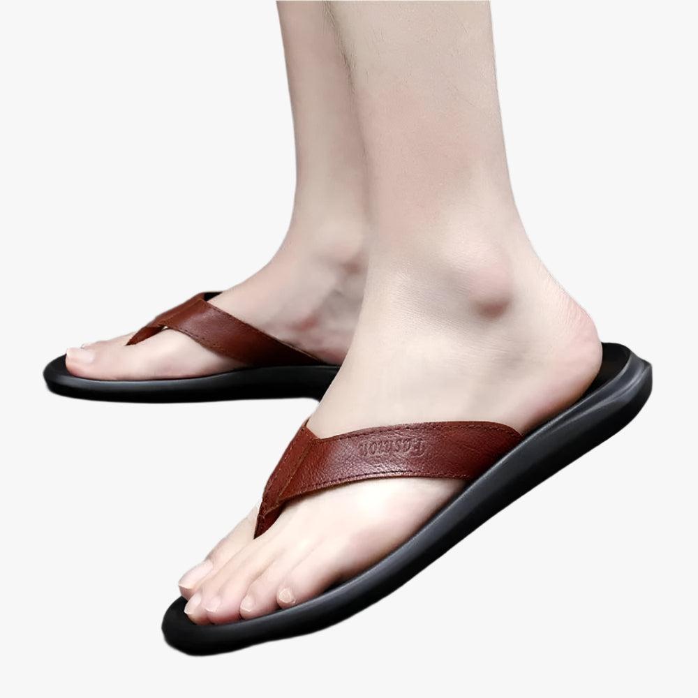 Casual Men's Leather Flip Flops - Soft Non-Slip Summer Sandals for Comfort