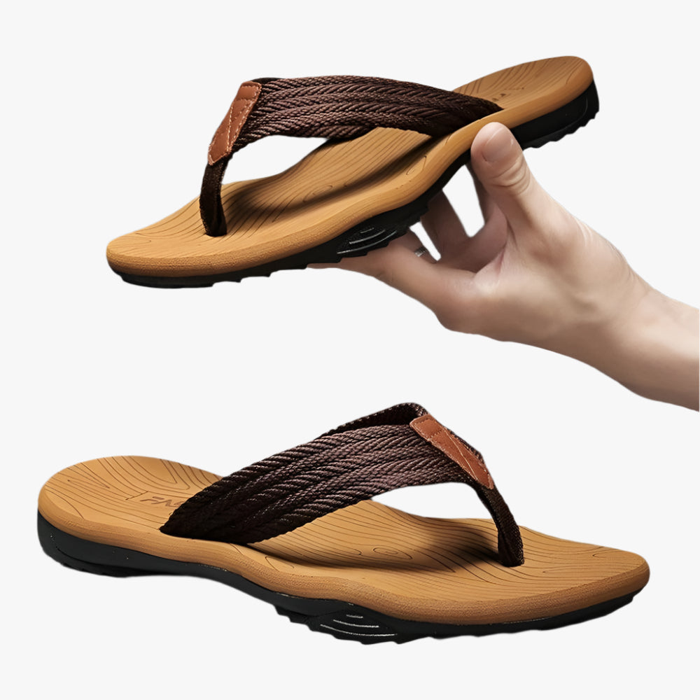 Classic Fashion Men Flip Flops For Comfortable Summer Wear