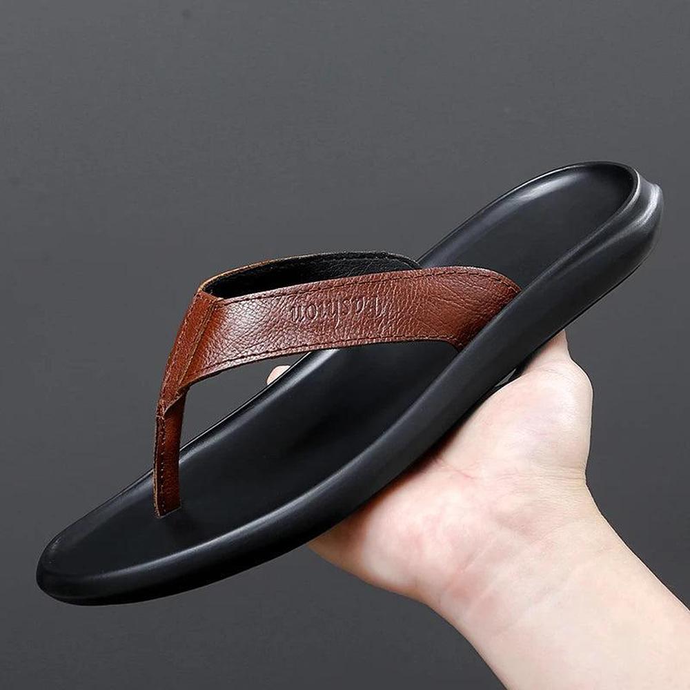 Casual Men's Leather Flip Flops - Soft Non-Slip Summer Sandals for Comfort