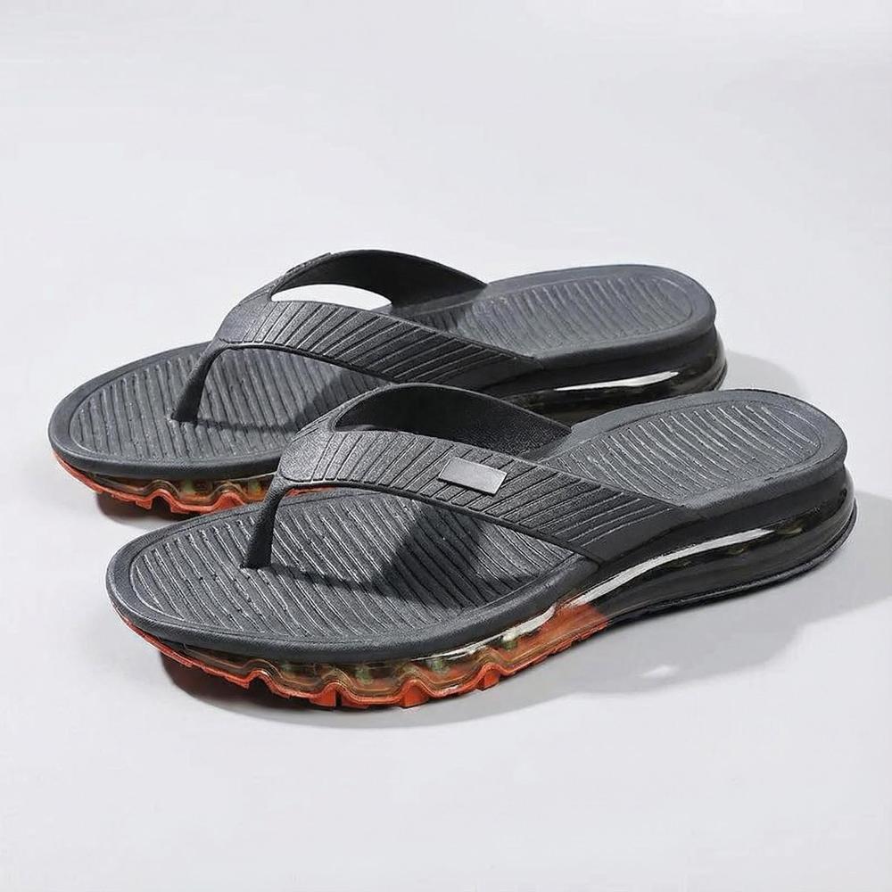 Men's Outdoor Flip Flops - Lightweight Casual Sandals